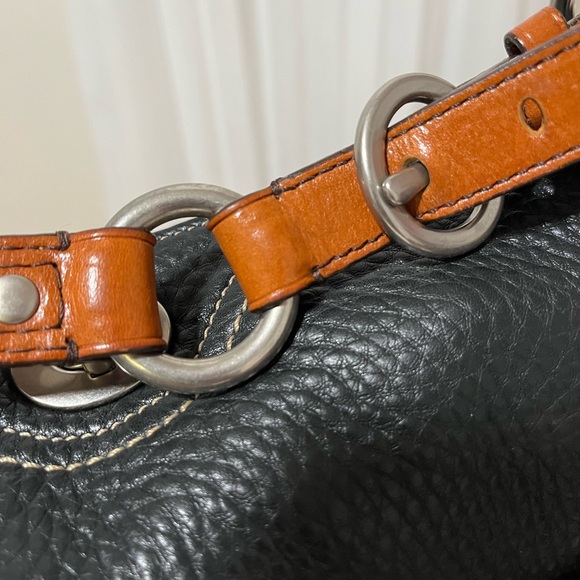 Genuine Leather Pebbled Coach Bag! - Picture 5 of 6